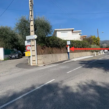 Quarto em Acomodações Particulares D Avec Clim Terrasse Et Petit Dejeuner Hauteurs De Nice