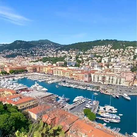 D Hôte Avec Clim Terrasse Et Petit Déjeuner Hauteurs De Habitación en casa particular