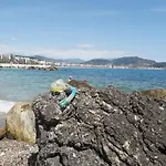 D Avec Clim Terrasse Et Petit Dejeuner Hauteurs De 홈스테이 *