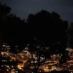 D Avec Clim Terrasse Et Petit Dejeuner Hauteurs De 홈스테이 니스