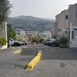 홈스테이 D Avec Clim Terrasse Et Petit Dejeuner Hauteurs De *