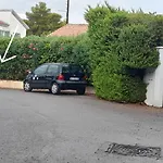 홈스테이 D Avec Clim Terrasse Et Petit Dejeuner Hauteurs De 니스