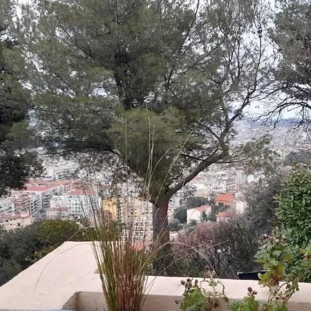Homestay szállás D Avec Clim Terrasse Et Petit Dejeuner Hauteurs De