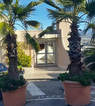 D Avec Clim Terrasse Et Petit Dejeuner Hauteurs De Homestay szállás *